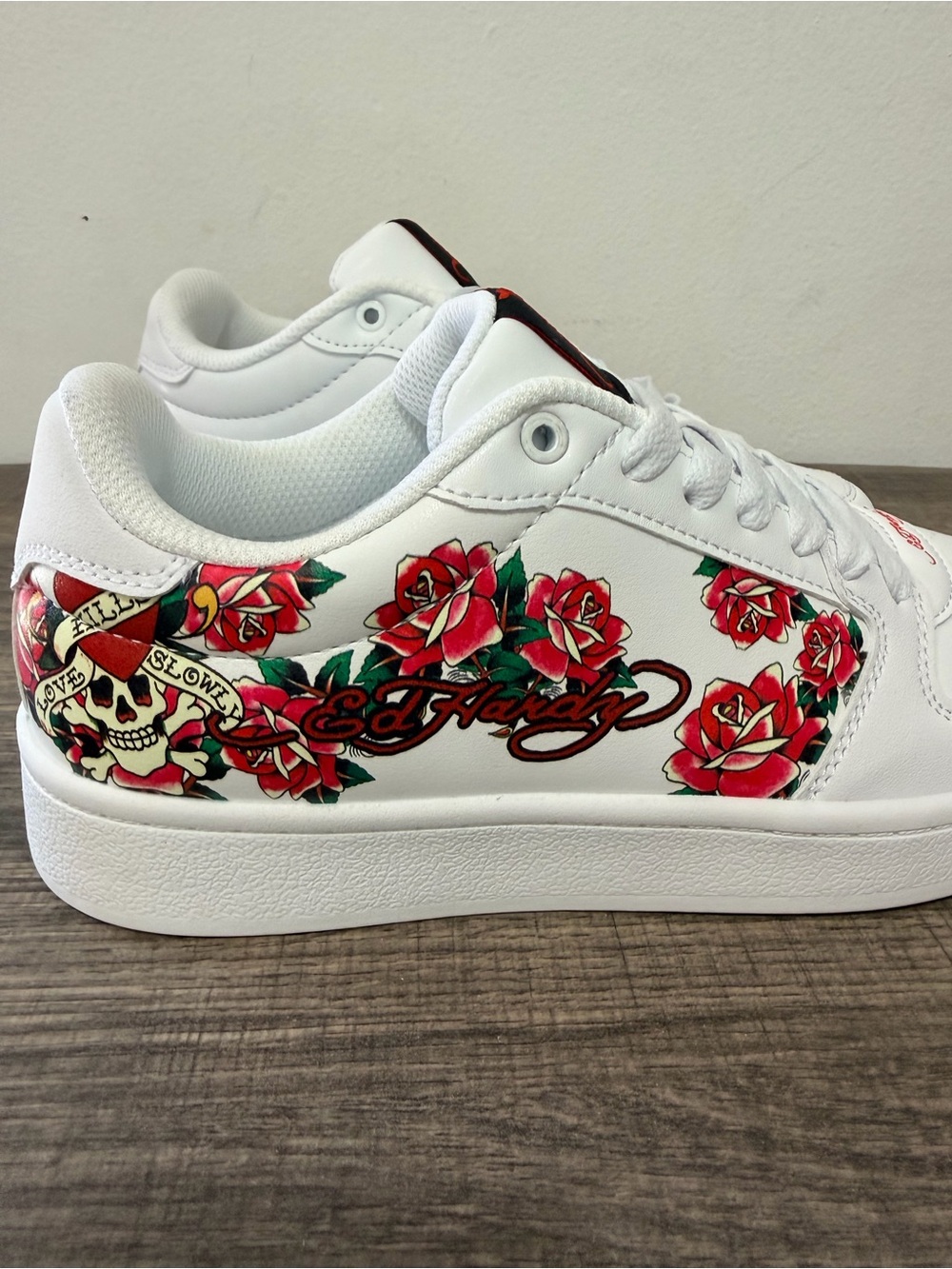 Ed Hardy White Sneakers size US 8 women - Picture 4 of 10